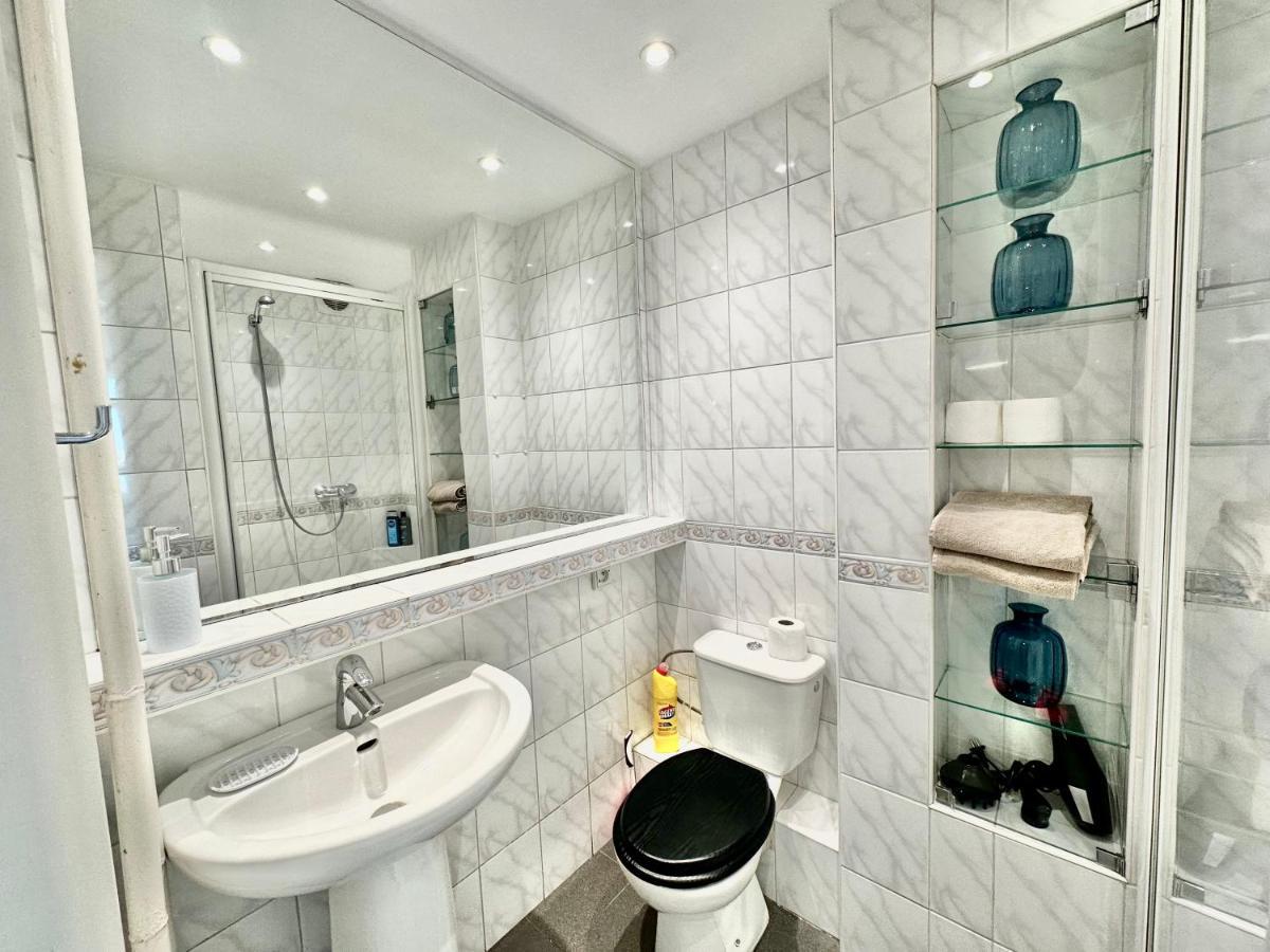 Super Apartament WHITE Warszawa 2x Metro Ścisłe Centrum WiFi 300 Mbs NEW Varsóvia Exterior foto